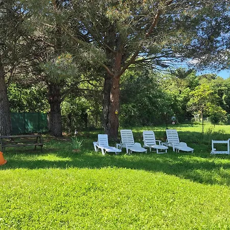 Climatisee Avec Grand Jardin, Animaux Admis - Fr-1-776-138 Palau-del-Vidre